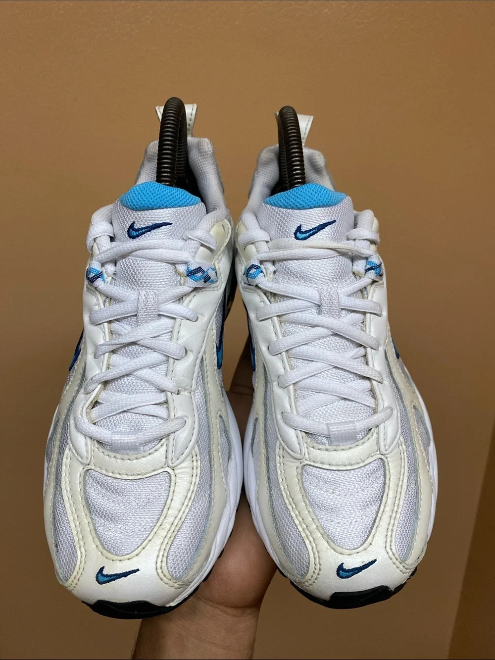 Rare 2009 Nike Xccelerator TR Women’s Running Sneakers Size 7 “White Cream Blue”